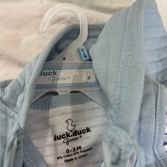 NWT 3pc  Baby Outfit with Lion Design - Picture 7 of 8